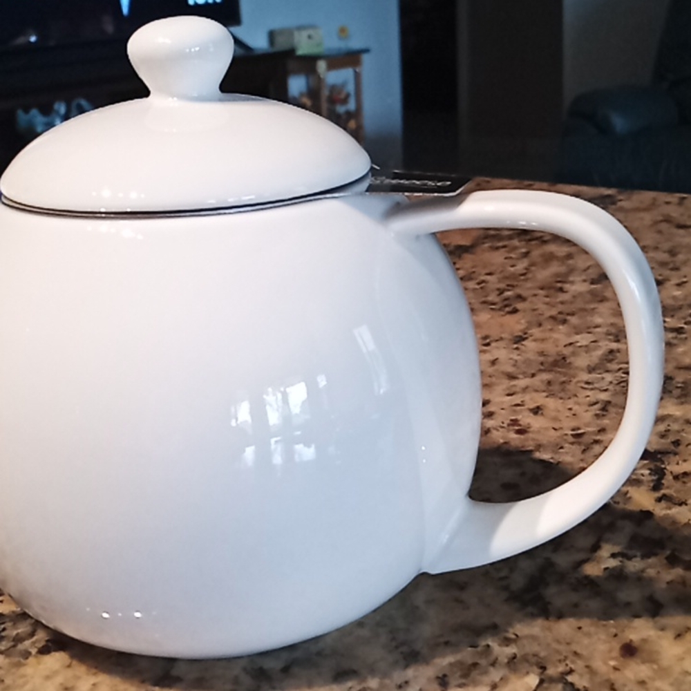 SWEESE Porcelain Tea Pot With Stainless Steel Infuser. 27 oz. Flawless Condition - Picture 3 of 16